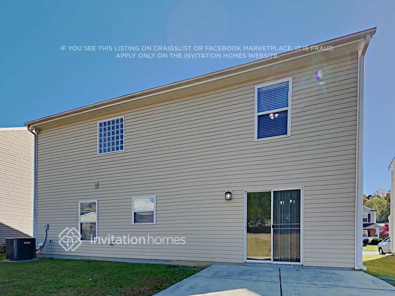 Building Photo - 8431 Redding Glen Ave