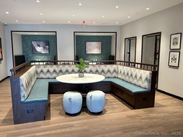 Building Photo - 711 Summer St