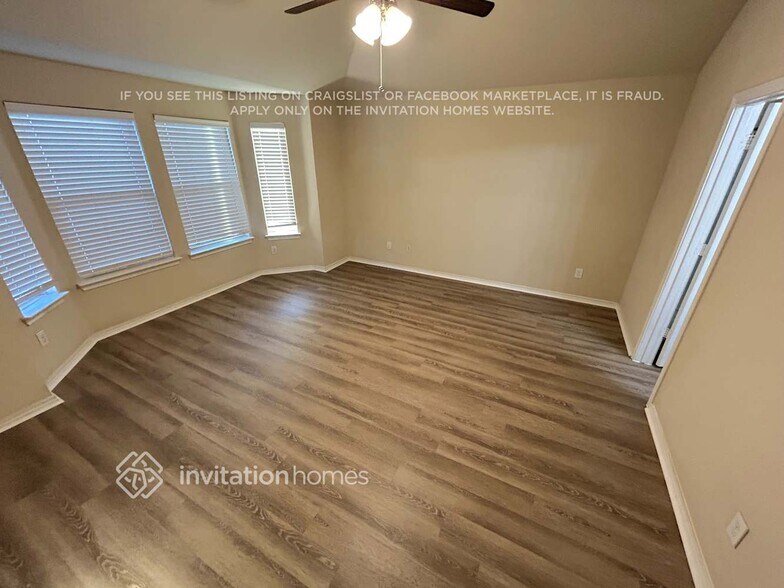 Building Photo - 6537 Sierra Madre Dr