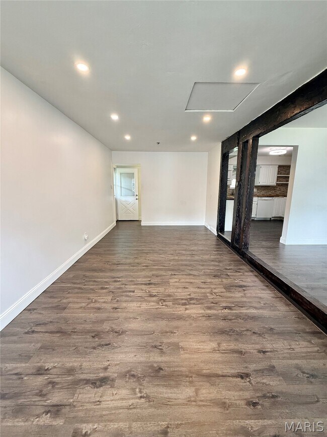 Building Photo - 76 Gatewood Ct