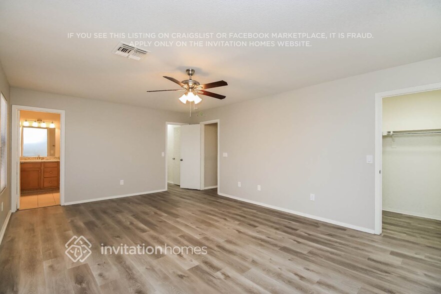 Building Photo - 1042 S San Vincente Ct