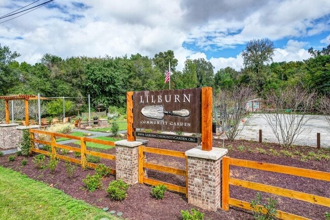 Building Photo - 144 1st Ave NW