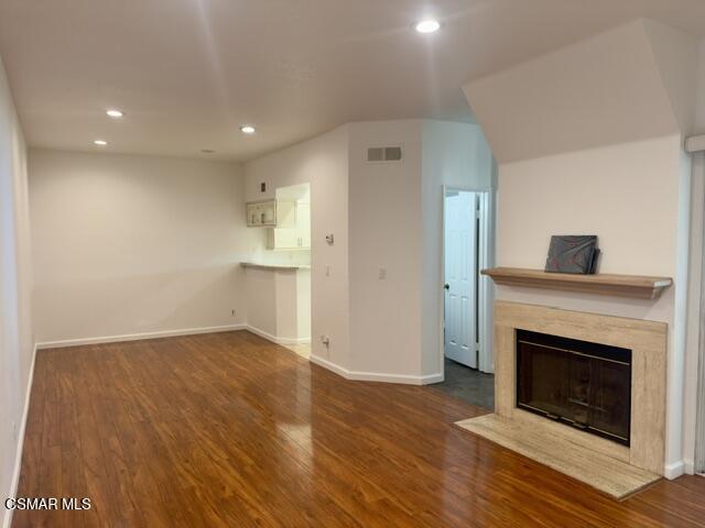 Building Photo - 688 Indian Oak Ln