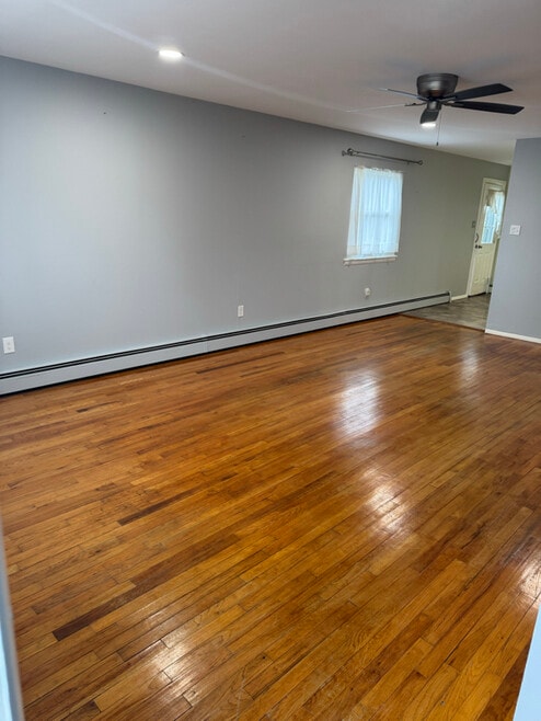 Building Photo - 856 Erford Rd