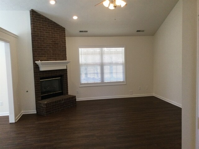 Building Photo - 851 Stardust Ct