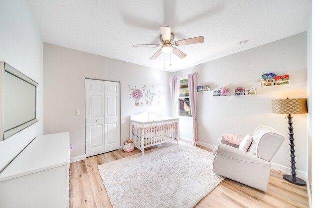 Building Photo - 6020 Walnut Hill Dr