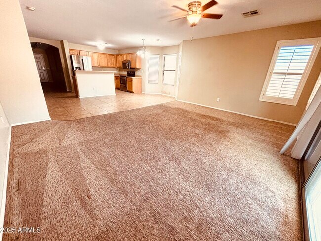 Building Photo - 29152 N Red Finch Dr