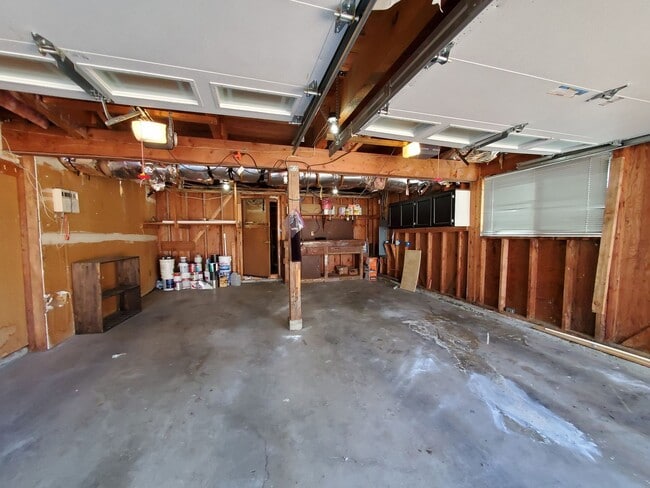 Building Photo - Great Home For Rent