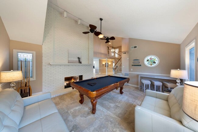 Building Photo - 30932 Colonial Pl