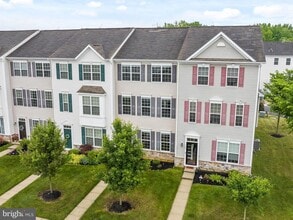 Building Photo - 1126 Munyon Dr