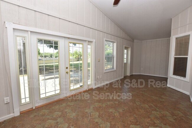 Building Photo - 5357 St Lucia Dr
