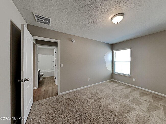 Building Photo - 12601 Itani Ct