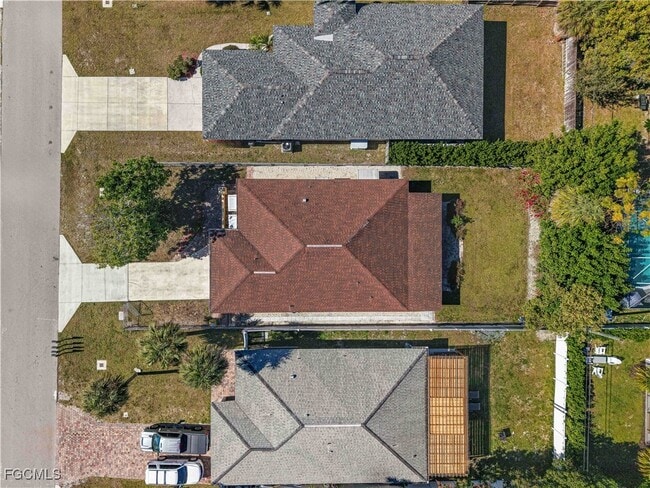 Building Photo - 759 96th Ave N