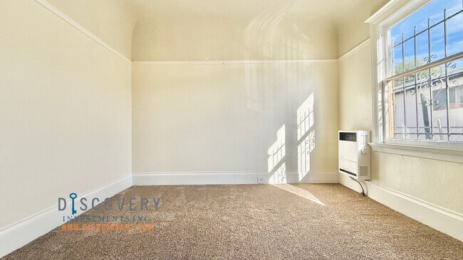 Building Photo - International Blvd. 430-434