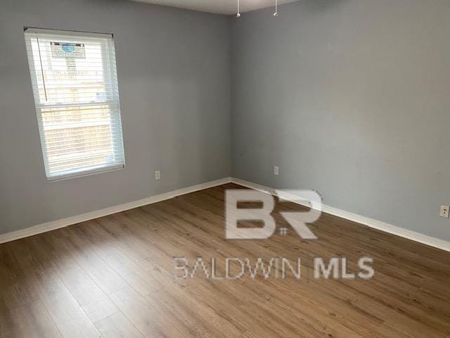 Building Photo - 5652 Dee St