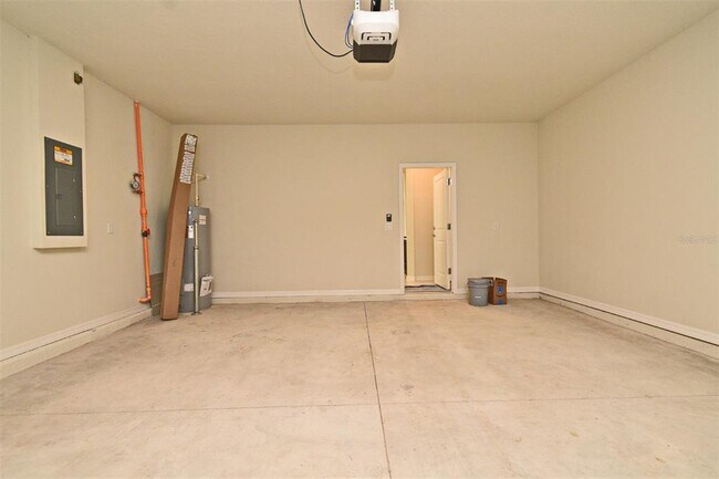 Building Photo - 3101 Emerald Acrs Ln