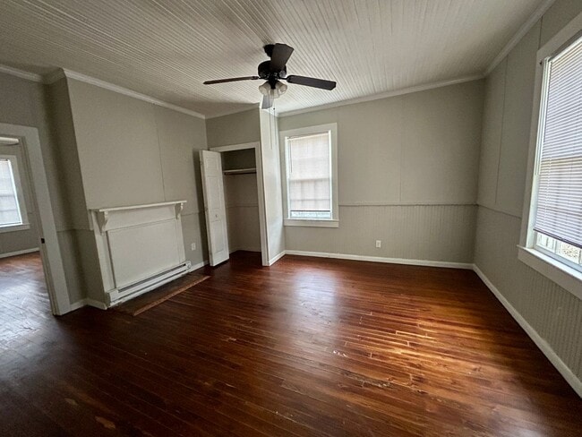 Building Photo - 24 W Tuscaloosa Ave