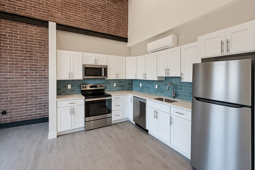 Primary Photo - INMKS Market Street Apartments