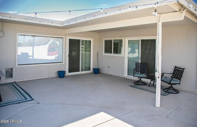Building Photo - 401 Paladin Cir