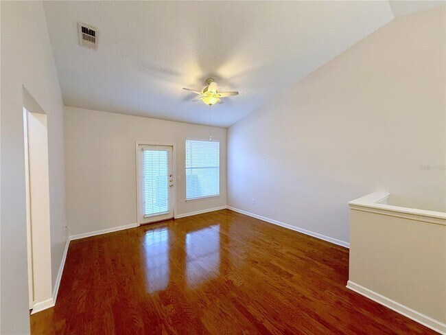 Building Photo - 18023 Villa Creek Dr