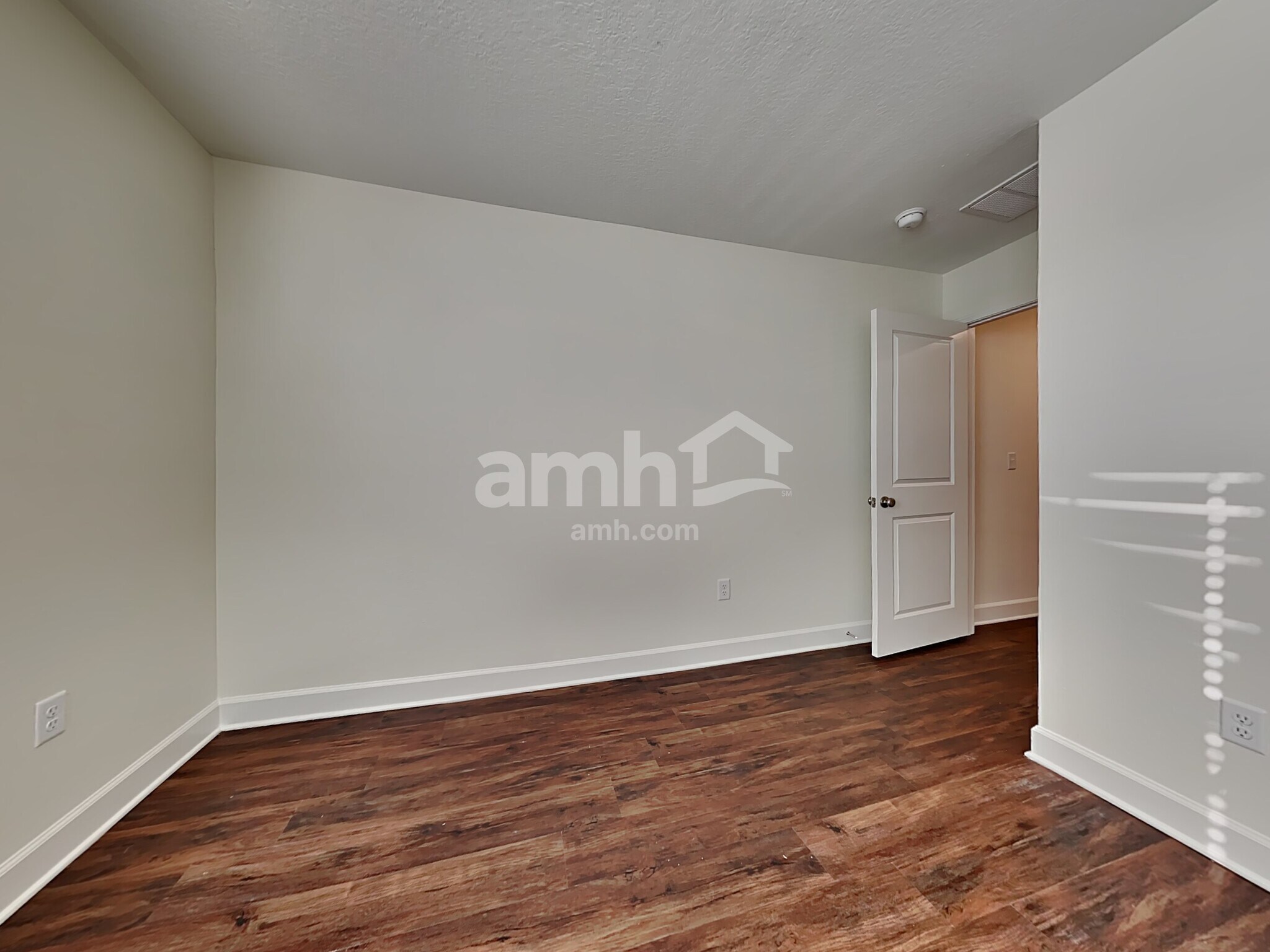 Building Photo - 1034 Tan Tara Trl