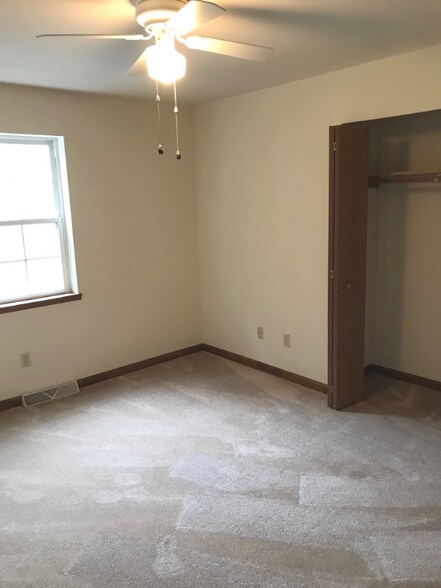 Building Photo - 4327 Angela Ct