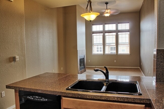 Building Photo - 15460 Canyon Gulch Ln