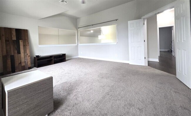 Building Photo - 225 Galveston Island Ln