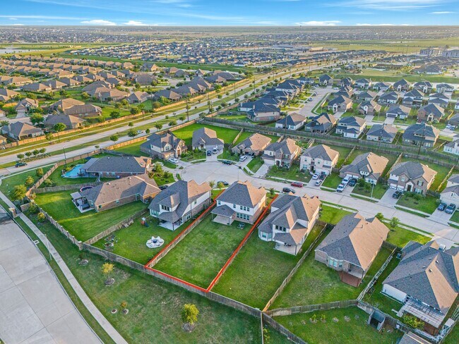 Building Photo - 3519 Sunburst Ct