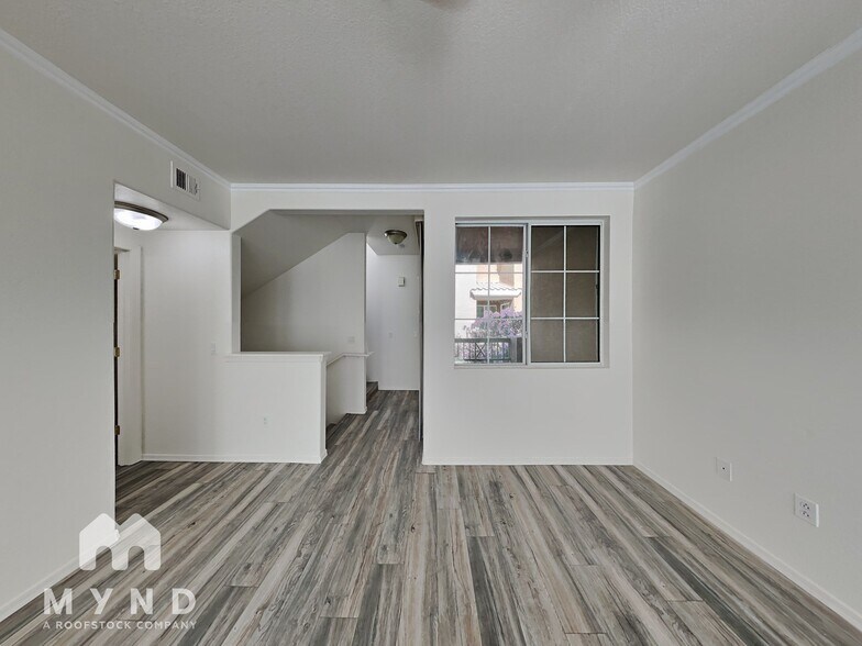 Building Photo - 18250 N Cave Creek Rd