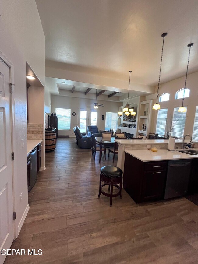 Building Photo - 7442 Wooden Nickel Dr