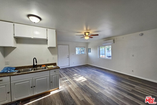 Building Photo - 19759 Roscoe Blvd