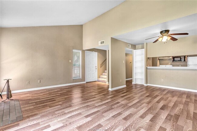 Building Photo - 1500 Olympia Way