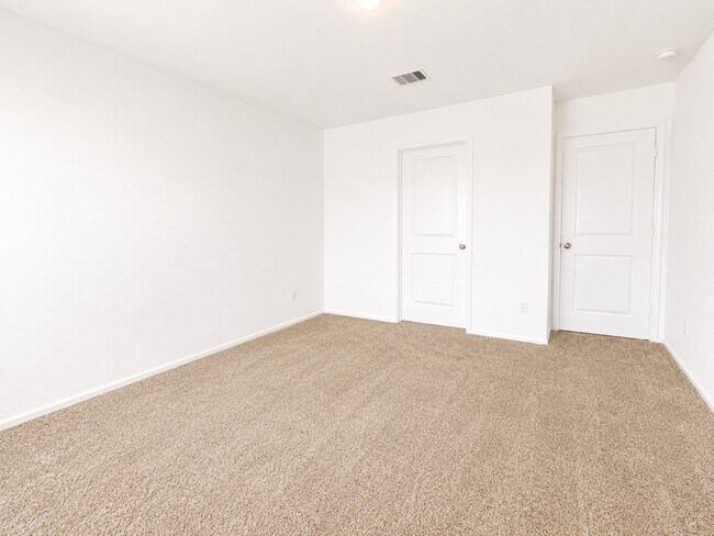 Building Photo - 4118 Saw Mill Peak Ln