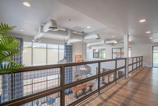 Building Photo - 1980 E Broadway Rd