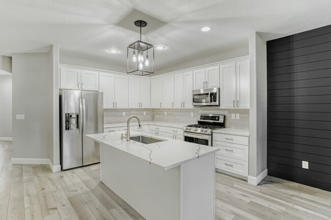 Building Photo - 16603 SW 134th Terrace