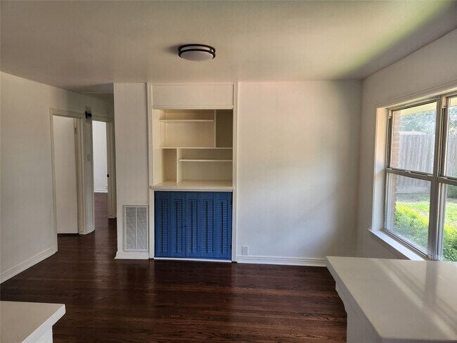 Building Photo - 1635 Wilde Rock Way