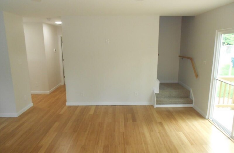 Building Photo - 1809 Doron Ln