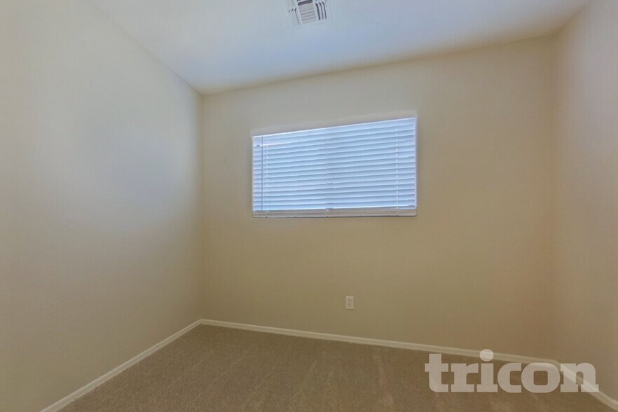 Building Photo - 11755 West Cocopah St