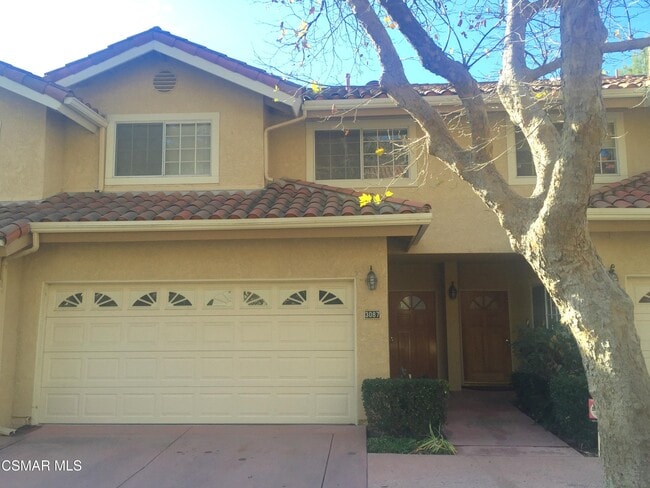 Primary Photo - 3087 E Hillcrest Dr