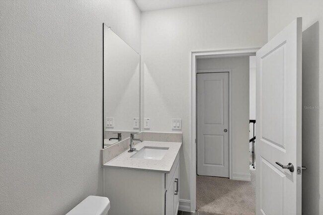 Building Photo - 6925 Main St