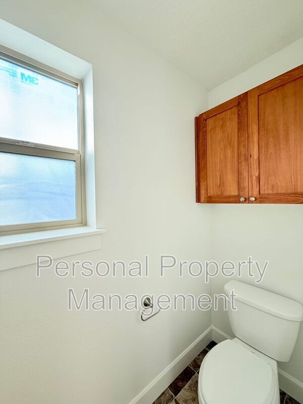 Building Photo - 3344 NW 47th Dr