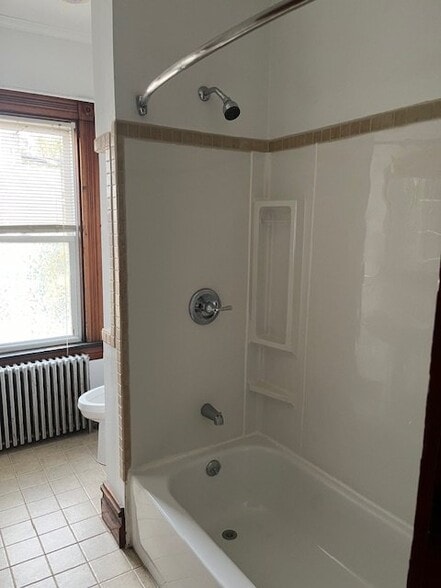 Building Photo - 213 Cattell St