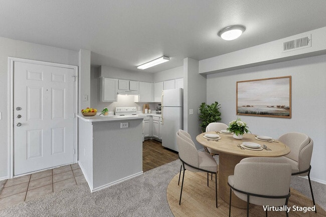 Elegant Dining Room at Fort Branch, Truman's Landing – Austin, TX - Fort Branch at Trumans Landing