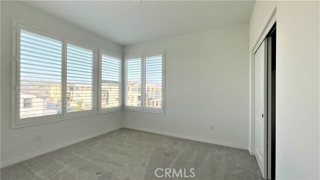 Building Photo - 152 Sawbuck