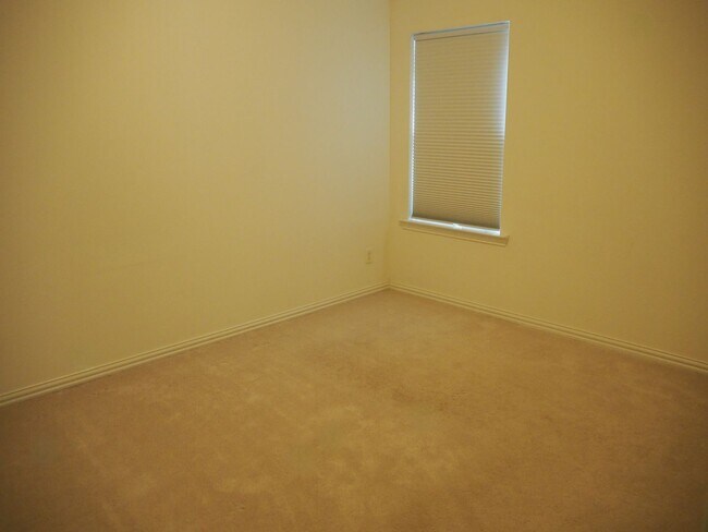 Building Photo - 2007 Greenvine Cir