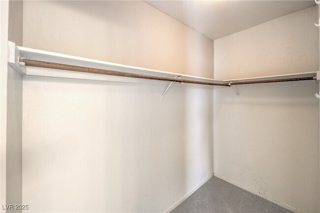 Building Photo - 1453 Rothwell Ct