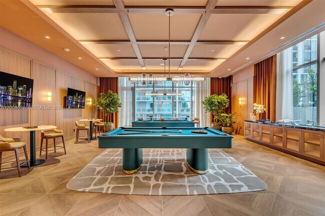 Building Photo - 77 SE 5th St