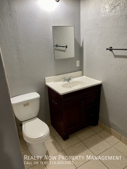 Building Photo - 2018 Forestdale Ave