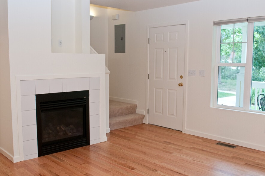 Living room - 3790 Colorado Ave